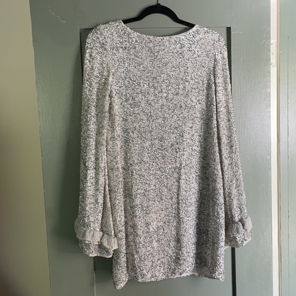 ISABELLE QUINN [sequin backless long sleeve dress] - Picture 3 of 7